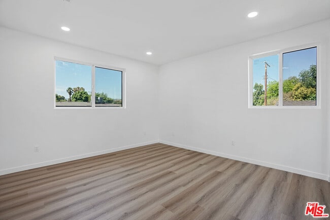 Building Photo - 5741 Cahill Ave