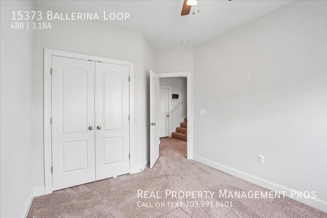 Building Photo - 15373 Ballerina Lp