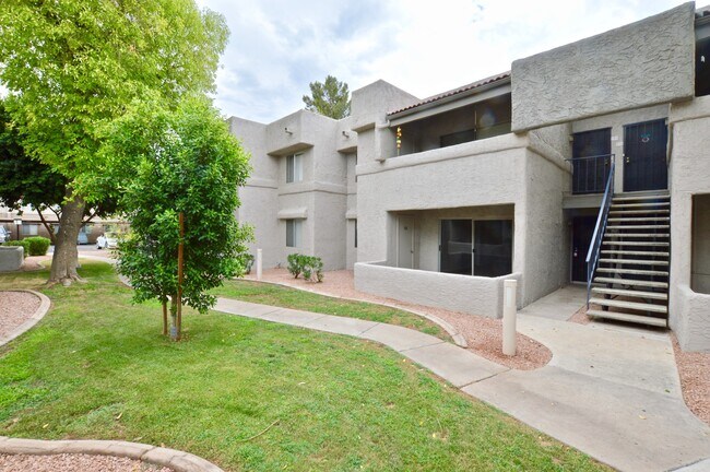 Building Photo - 4444 E Paradise Village Pky N