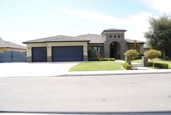 Primary Photo - 14121 Prestonbrook Dr