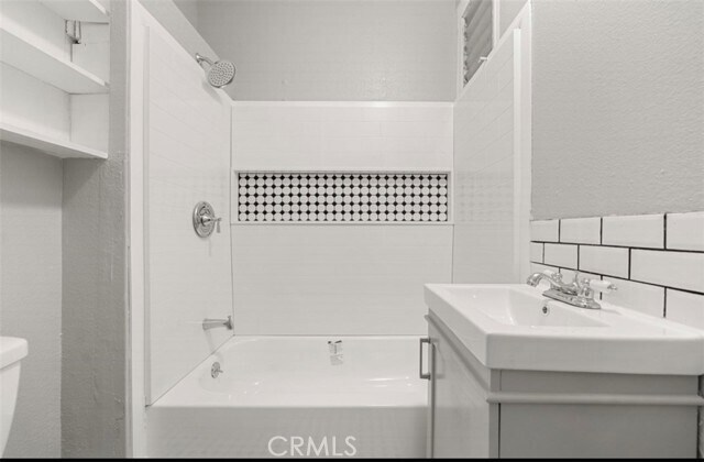 Building Photo - 2121 James M Wood Blvd