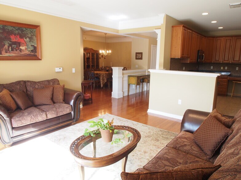 Building Photo - 3412 Warrens Way