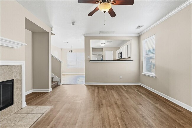 Building Photo - 11411 Seven Sisters Dr