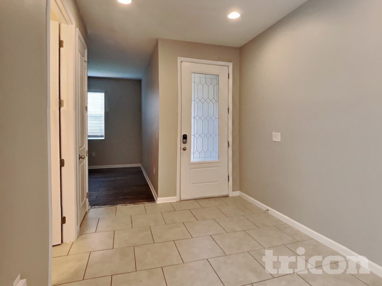 Building Photo - 311 Irving Bend Dr