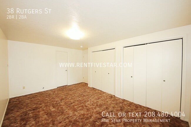 Building Photo - 38 Rutgers St