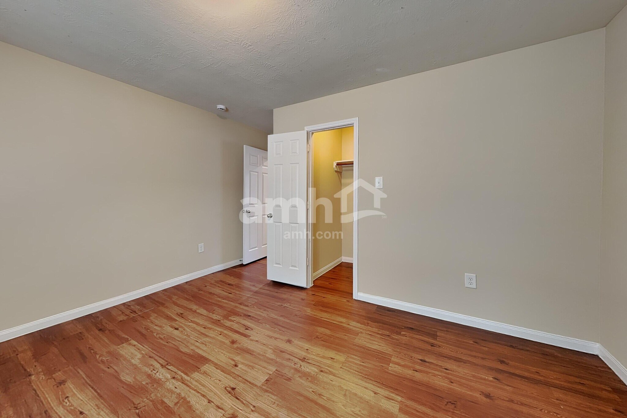 Building Photo - 847 Darbydale Crossing Ln