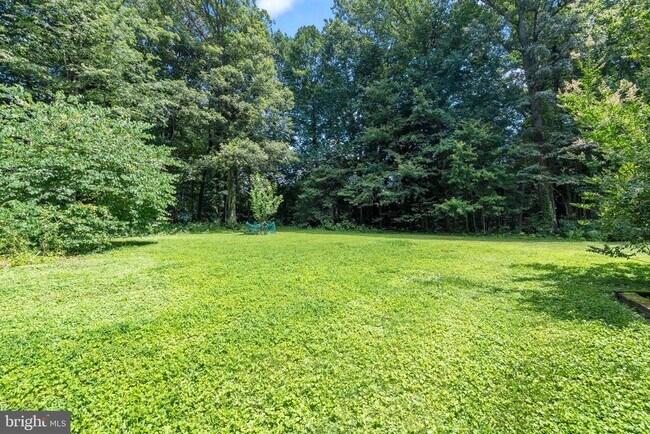 Building Photo - 5135 Summit Dr