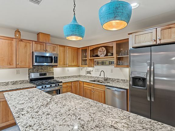 Building Photo - 207 Camino De Los Marquez