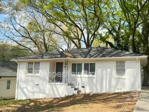 Building Photo - 340 Adelle St SE