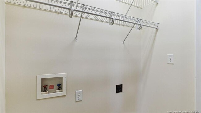 Building Photo - 736 Kensington Park Rd