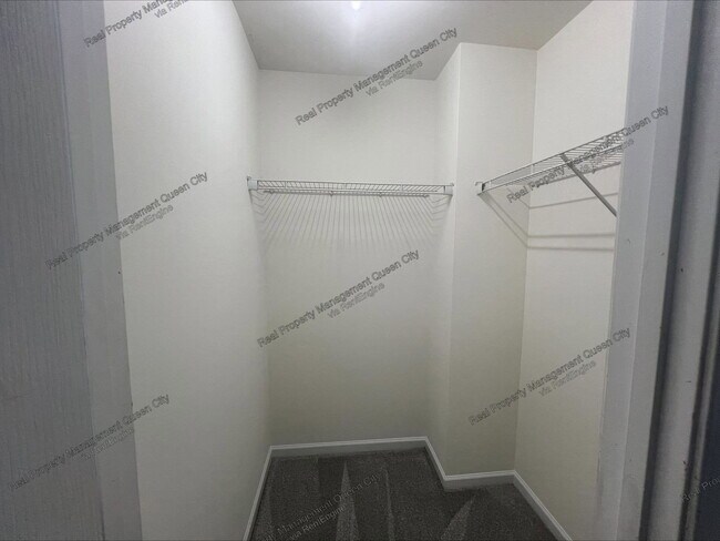 Building Photo - 14334 Lunenburg Ln