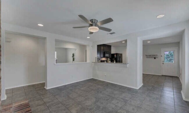 Building Photo - 1991 Shire Meadows