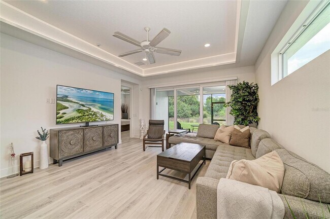 Building Photo - 1047 Waterline Ct