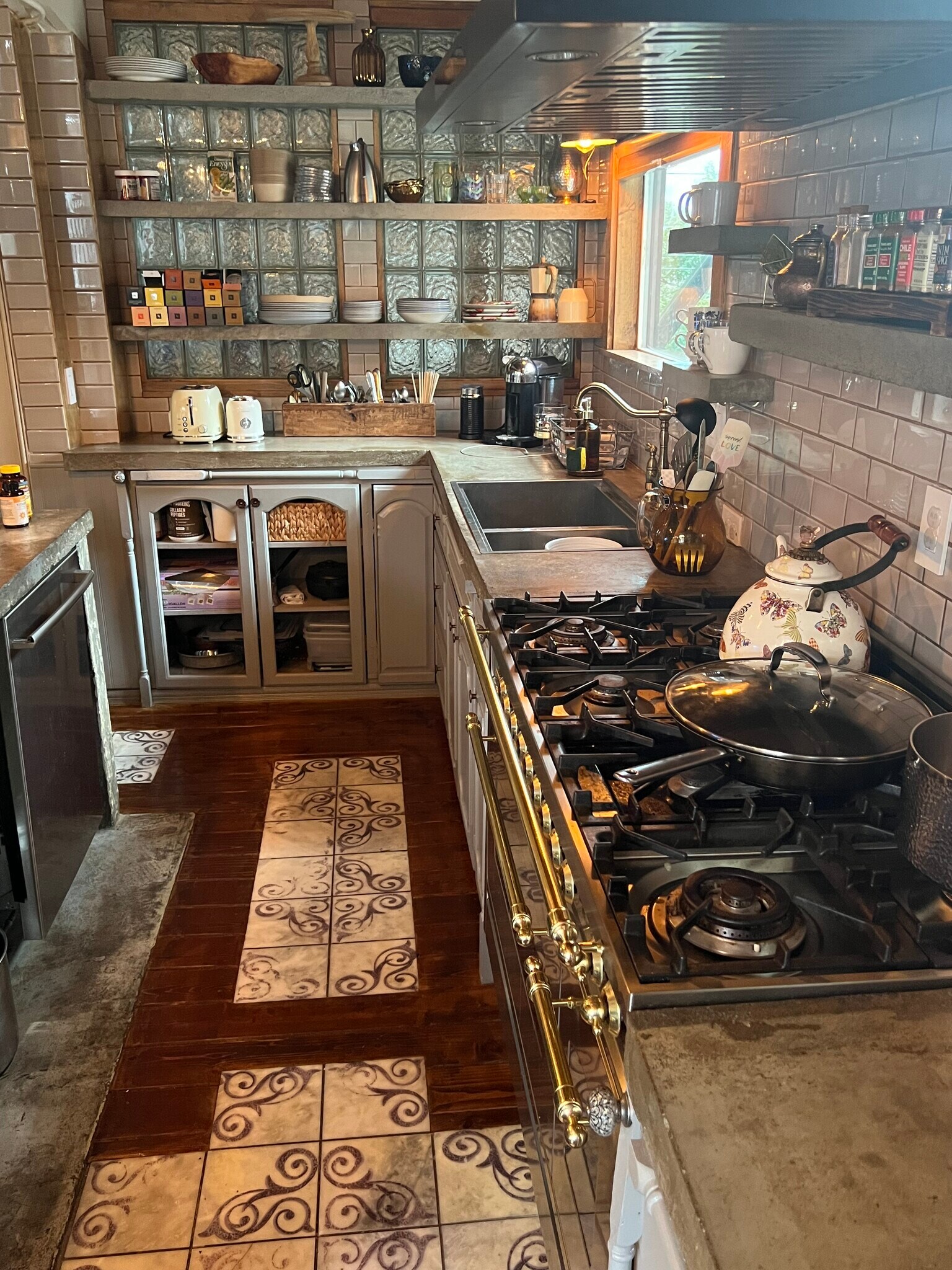 Building Photo - 6920 NE 27th Ave