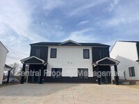 Building Photo - 32 Beverly Hills Dr