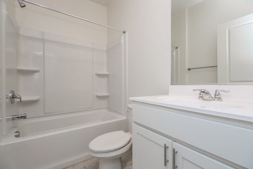 Building Photo - 32545 N Newby Dr