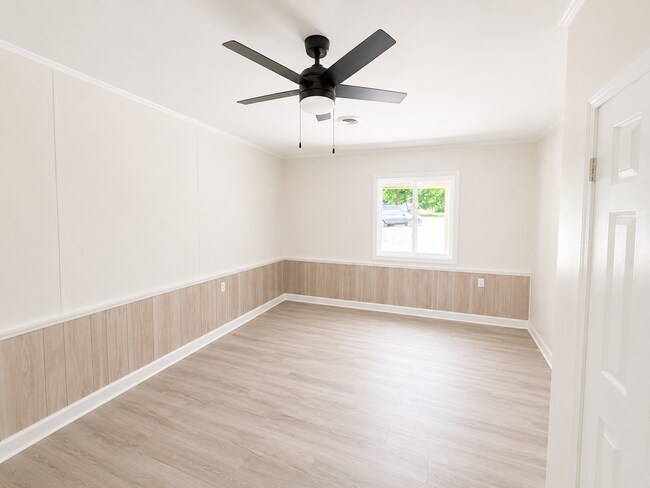 Building Photo - Two bedroom, 2 bath house in Burlington-Coming soon
