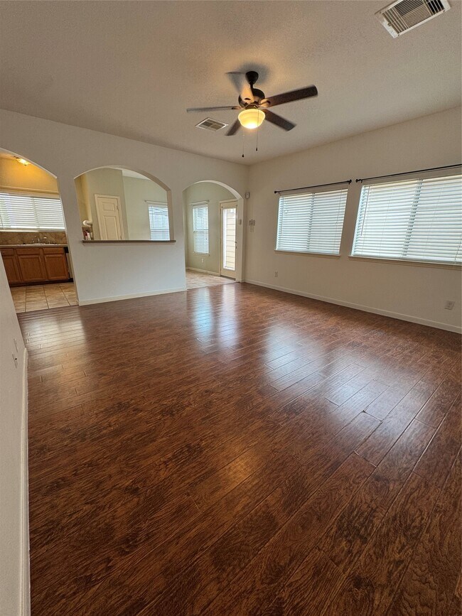 Building Photo - 20507 Providence Point Dr