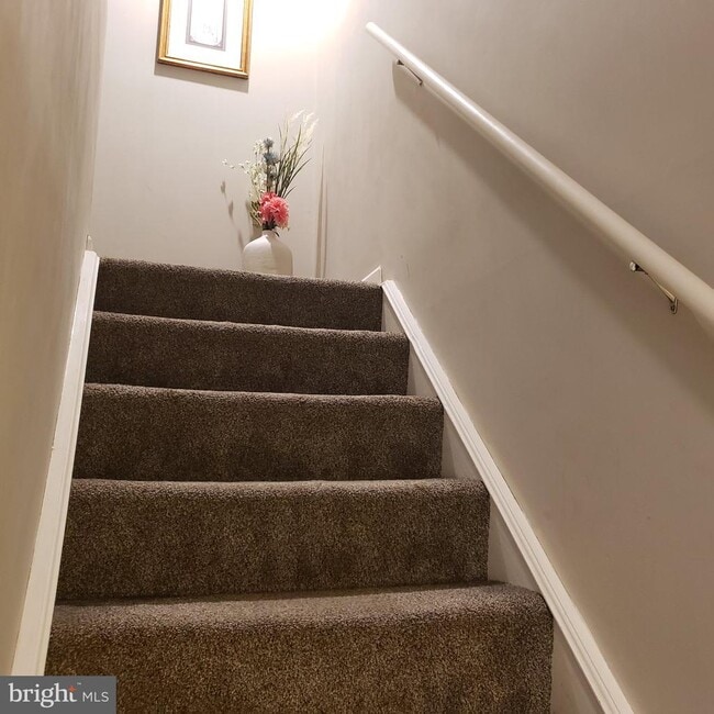 Building Photo - 3 Sagebrush Ct