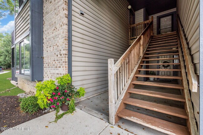 Building Photo - 4403 Aberdeen Dr