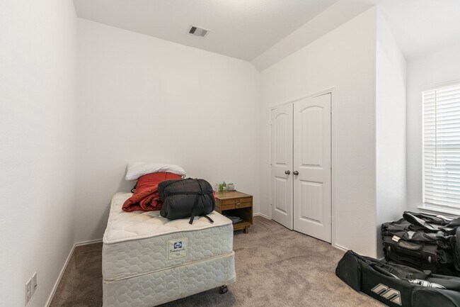 Building Photo - 10014 Granite Grove Ln