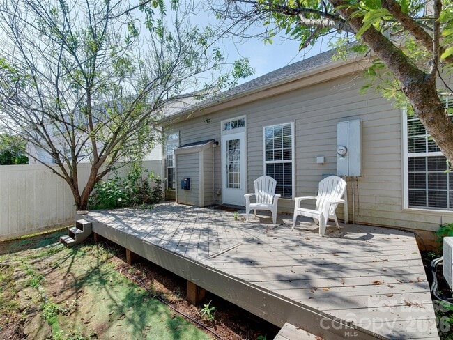 Building Photo - 8164 Bridgegate Dr