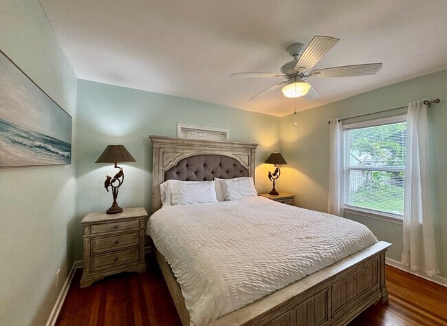 Building Photo - 310 30th St