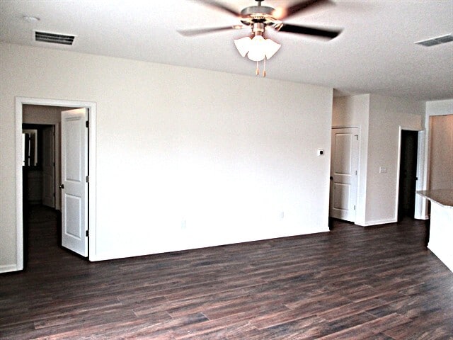 Building Photo - 8146 Golden Bamboo Dr