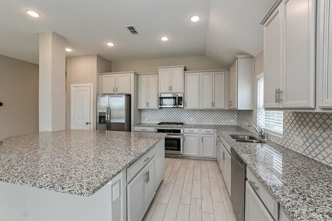 Building Photo - 10327 Armstrong Dr