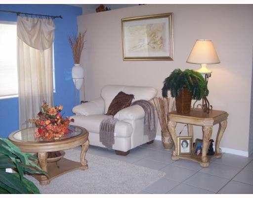 Living Room - 3694 Miramontes Cir