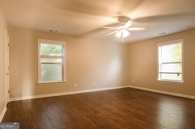 Building Photo - 6419 Stonelake Pl SW