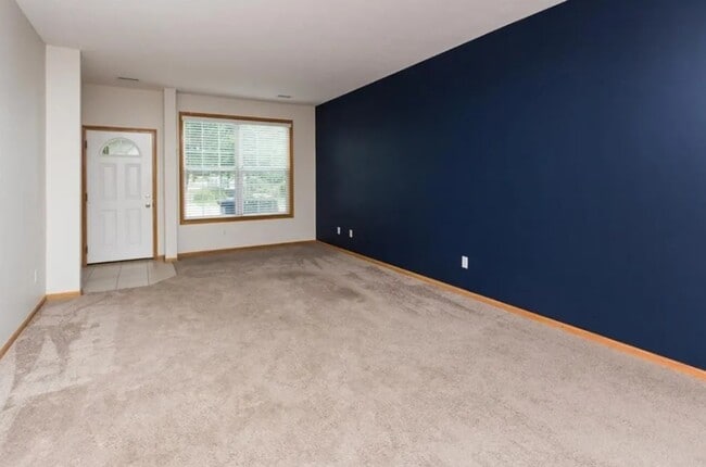 Building Photo - 277 S 79th St