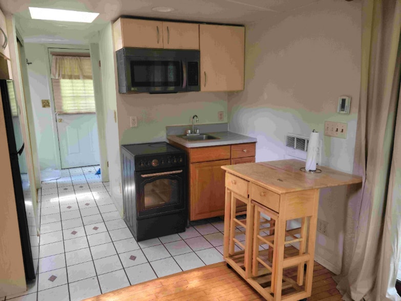 Building Photo - 1800 Bean Creek Rd