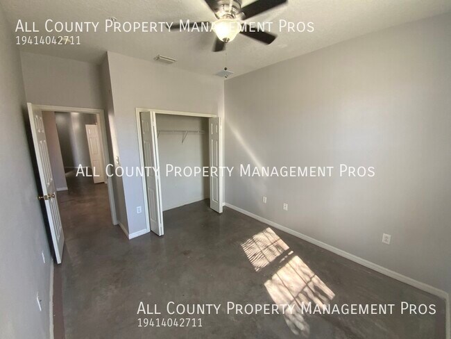 Building Photo - 3429 Parkridge Cir