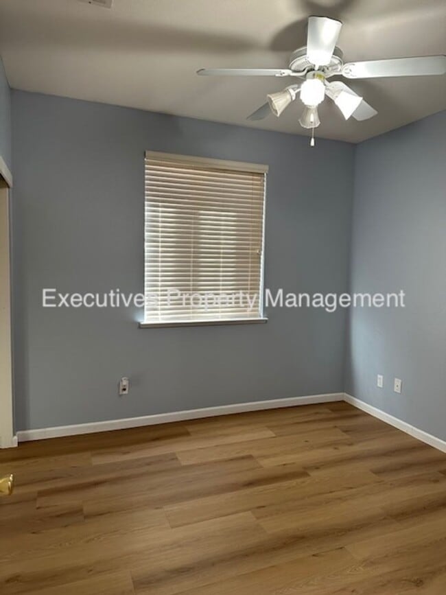 Building Photo - 1263 Orion Ct