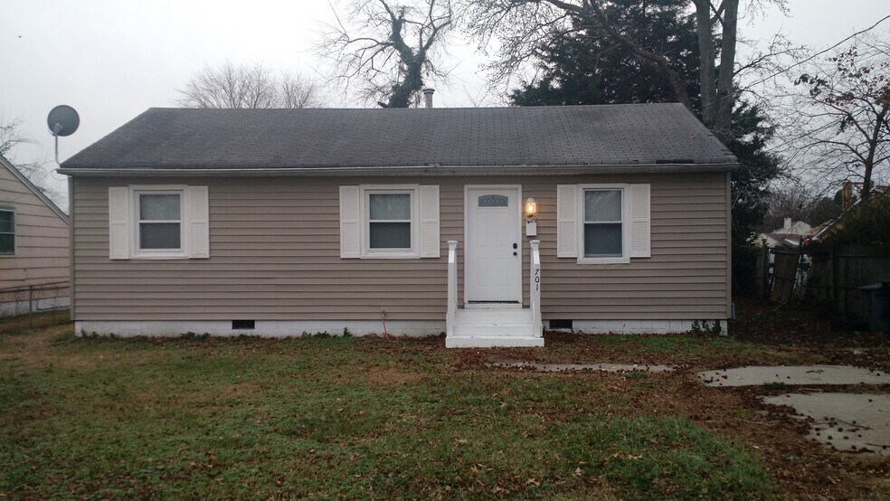 Building Photo - 701 Westwood Avenue