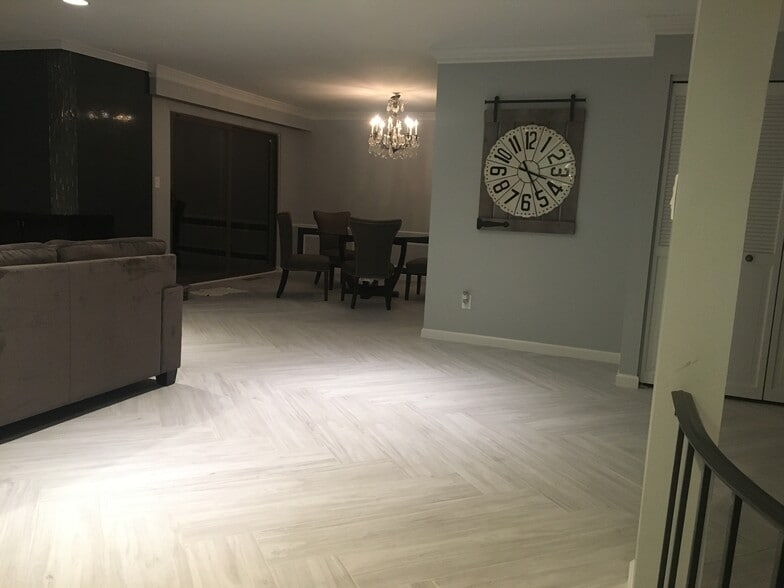 Dining Room - 7106 Bridge Way