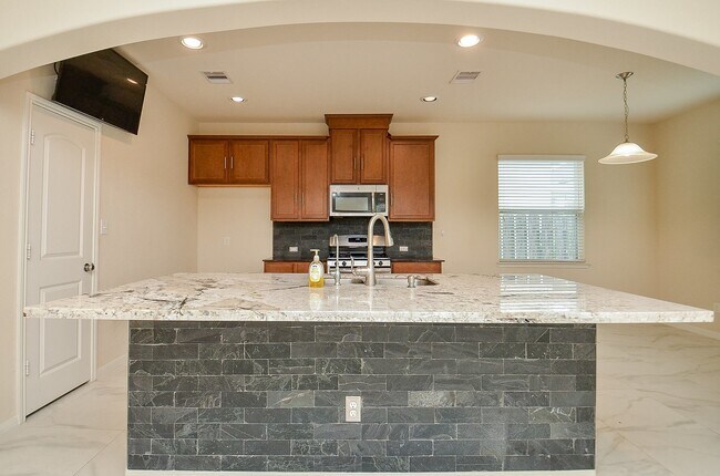 Building Photo - 14255 Garland Brook Dr