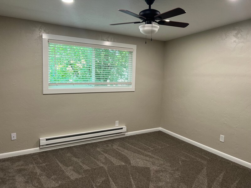 Building Photo - 1113-1115 Ivy St