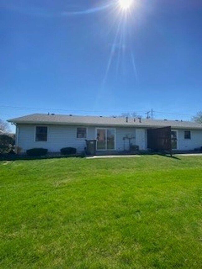 Building Photo - 1312 Co Rd 6
