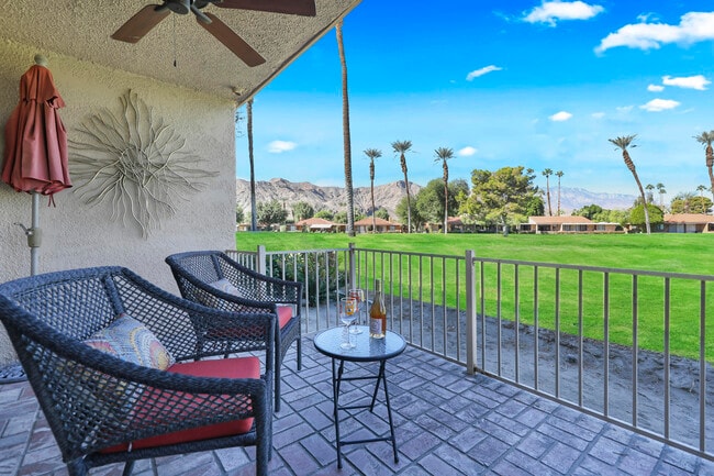 Building Photo - 48 Palma Dr