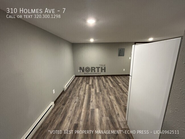 Building Photo - 310 Holmes Ave