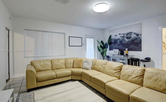 Building Photo - 6790 SW 54th St