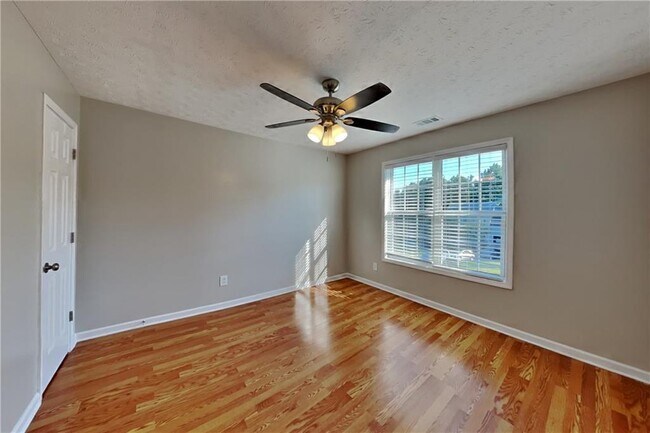 Building Photo - 3511 Autumn Farm Terrace