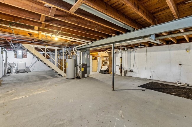 Building Photo - 271 Crockett Dr