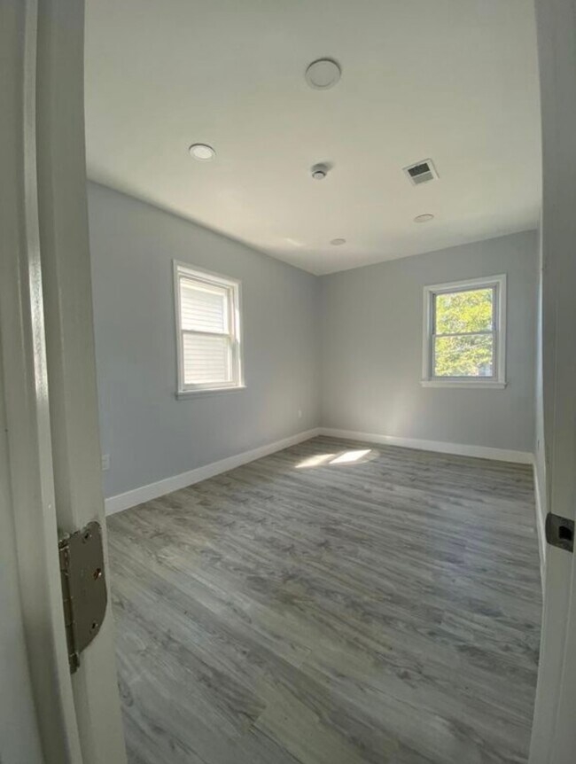 Building Photo - 23 Obrien Ct