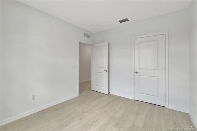 Building Photo - 4977 Armina Pl