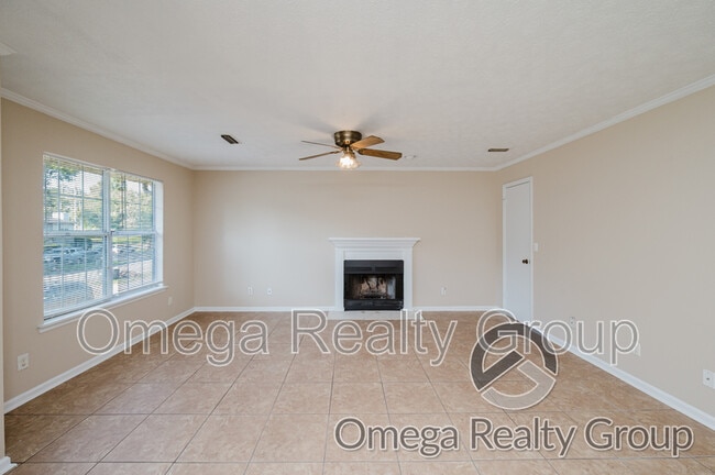 Building Photo - 821 Willow Pointe