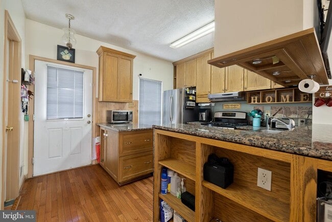 Building Photo - 7248 Stover Dr