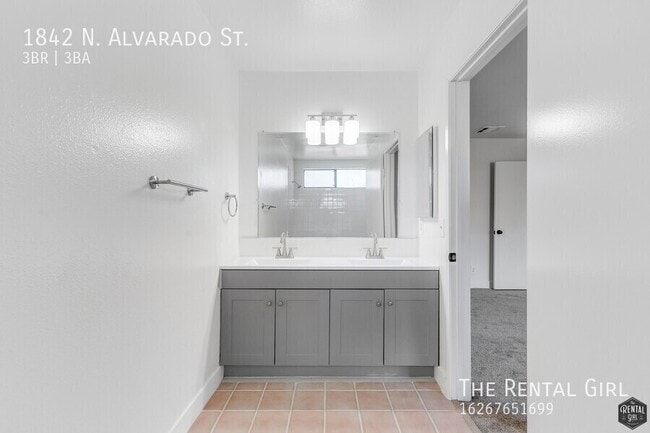 Building Photo - 1842 N Alvarado St
